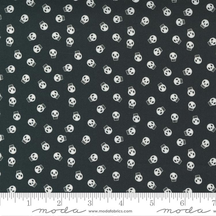 Skullzzz Novelty Skulls- Midnight